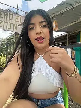 Isaa-Sweet online show from February 17, 2026, 4:13 pm