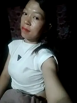 Snapshot of Mina_ti chatting on September 18, 2025, 3:36 pm Mina ti online show from September 18, 2025, 3:36 pm