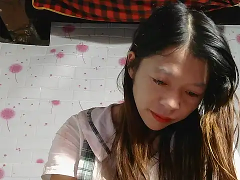 Snapshot of Mina_ti chatting on October 4, 2025, 11:03 pm Mina ti online show from October 4, 2025, 11:03 pm