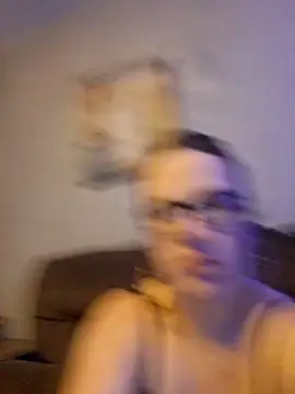 queenpeaches121 online show from March 12, 2026, 11:11 pm