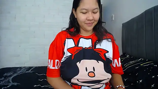 Naia Stant online show from September 20, 2025, 1:12 pm