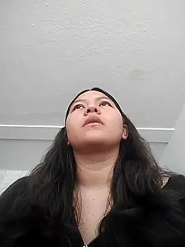 Naia Stant online show from October 10, 2025, 7:24 pm