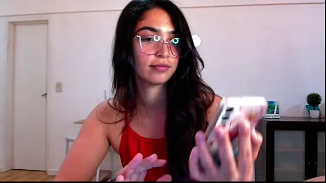 Snapshot of Ariagal chatting on November 6, 2025, 6:31 pm Ariagal online show from November 6, 2025, 6:31 pm