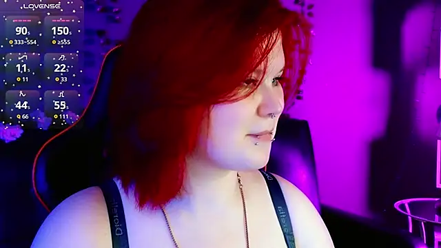 fillisfox  online show from September 26, 2025, 3:27 pm