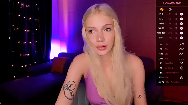 Snapshot of AnyaTaylor_ chatting on June 24, 2026, 1:48 am AnyaTaylor online show from June 24, 2026, 1:48 am