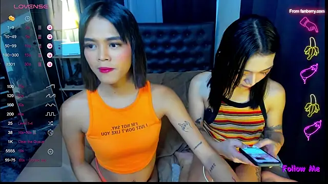 bellamoonlightX online show from May 7, 2026, 7:58 am