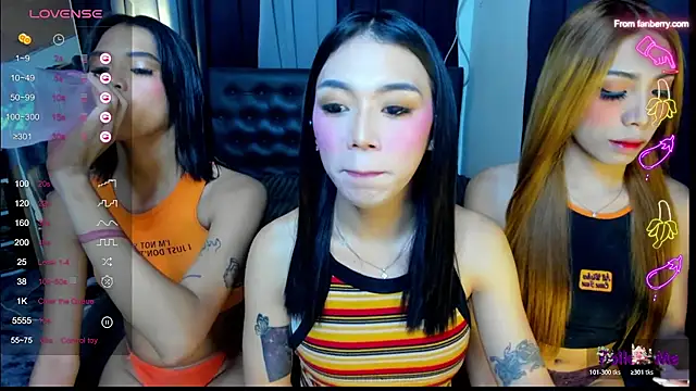 bellamoonlightX online show from July 21, 2026, 8:27 am