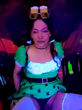 Snapshot of Tselka chatting on September 25, 2025, 7:28 pm Tselka online show from September 25, 2025, 7:28 pm