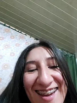 LunaBaby- online show from September 23, 2025, 11:08 pm