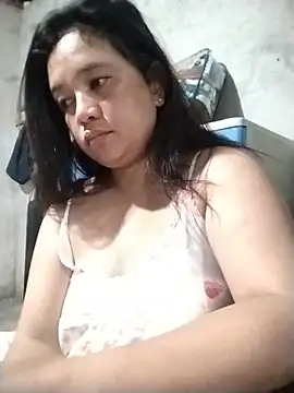 angelmelody online show from May 18, 2026, 7:52 pm