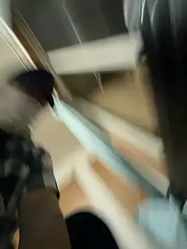 Snapshot of daikimaeda chatting on September 22, 2025, 1:24 pm daikimaeda online show from September 22, 2025, 1:24 pm