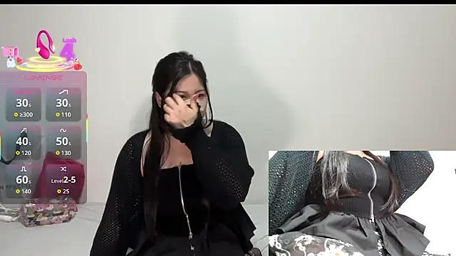    momo   0717 online show from September 14, 2025, 11:31 am