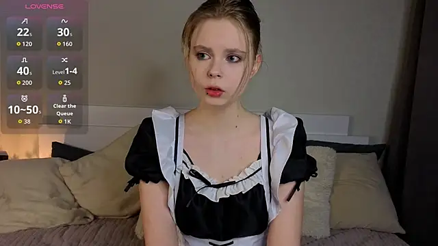 Snapshot of JulietteRain chatting on March 28, 2026, 6:07 pm JulietteRain online show from March 28, 2026, 6:07 pm