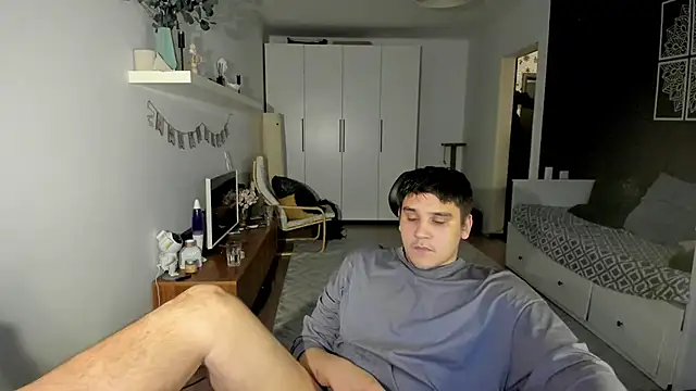 Snapshot of Bear_Beer130 chatting on September 13, 2025, 3:34 pm Bear Beer130 online show from September 13, 2025, 3:34 pm