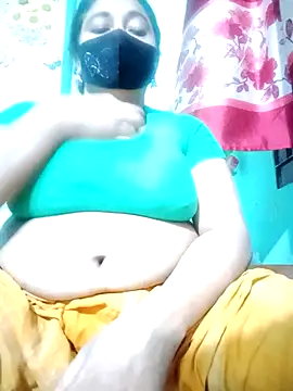 jenyfer709 online show from May 3, 2026, 11:55 pm