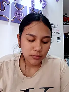 burbuja02 online show from January 14, 2026, 7:41 pm