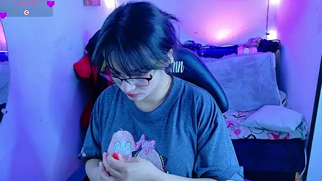 Snapshot of MiaVelvetDoll chatting on September 20, 2025, 1:56 pm MiaVelvetDoll online show from September 20, 2025, 1:56 pm