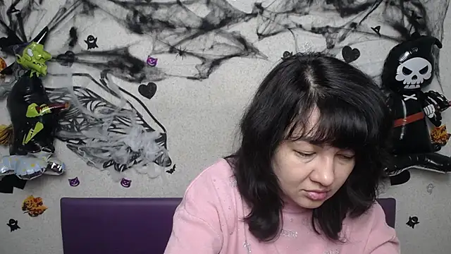 Snapshot of SelenaFly chatting on October 21, 2025, 5:08 am SelenaFly online show from October 21, 2025, 5:08 am