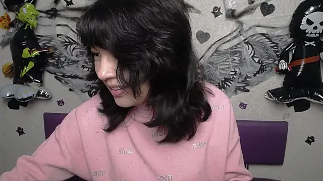 SelenaFly online show from October 30, 2025, 6:04 am