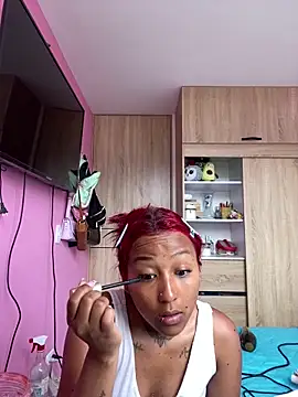 Snapshot of kitty_moon1 chatting on October 7, 2025, 4:26 pm kitty moon1 online show from October 7, 2025, 4:26 pm