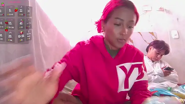 Snapshot of kitty_moon1 chatting on November 13, 2025, 9:25 pm kitty moon1 online show from November 13, 2025, 9:25 pm