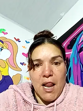 Snapshot of MomSex_ chatting on September 12, 2025, 11:10 am MomSex online show from September 12, 2025, 11:10 am
