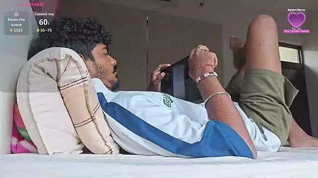 Snapshot of mrbuddy85 chatting on September 11, 2025, 11:43 am mrbuddy85 online show from September 11, 2025, 11:43 am