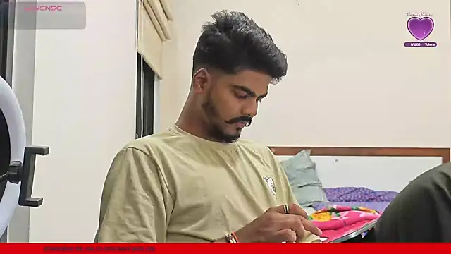 Snapshot of mrbuddy85 chatting on November 4, 2025, 4:06 pm mrbuddy85 online show from November 4, 2025, 4:06 pm