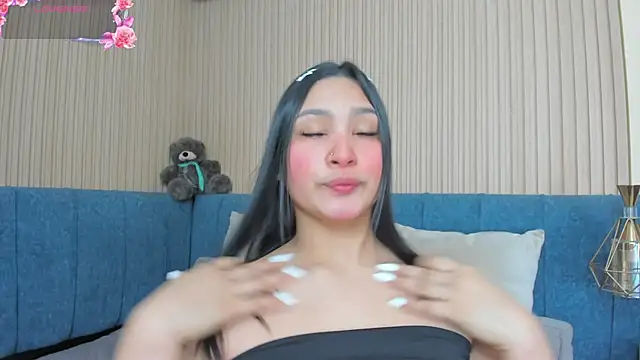 angel ponce online show from June 8, 2026, 7:14 pm