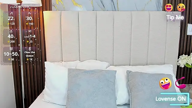 Snapshot of Victoria_Guzman chatting on March 11, 2026, 5:30 pm Victoria Guzman online show from March 11, 2026, 5:30 pm