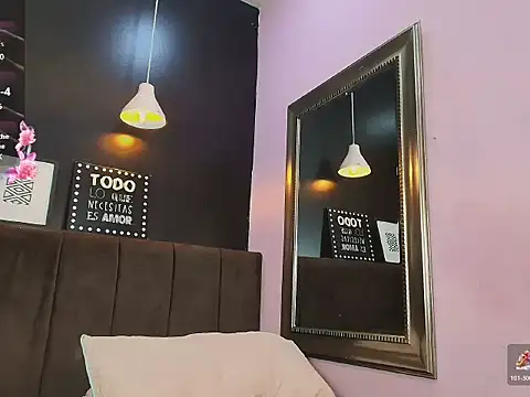 tiiny emilly online show from March 7, 2026, 8:39 pm