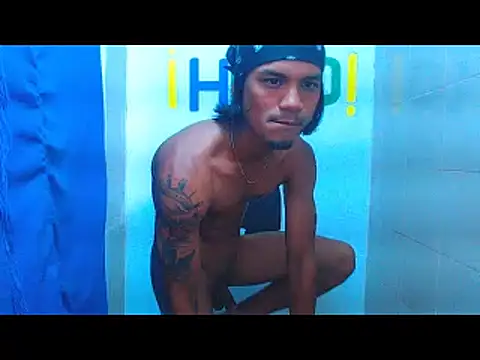 Snapshot of davidcutterr chatting on November 28, 2025, 12:30 pm davidcutterr online show from November 28, 2025, 12:30 pm