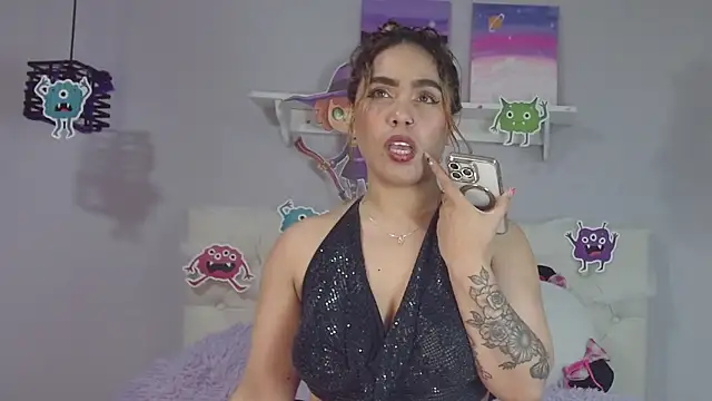 Snapshot of _Aiitanaa_ chatting on October 28, 2025, 5:11 am  Aiitanaa  online show from October 28, 2025, 5:11 am