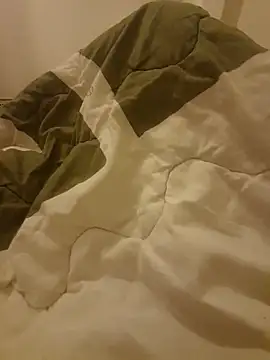 Snapshot of caddevecadde chatting on October 23, 2025, 4:12 am caddevecadde online show from October 23, 2025, 4:12 am