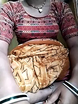 Snapshot of Gopika_Dudi chatting on September 19, 2025, 1:07 am Gopika Dudi online show from September 19, 2025, 1:07 am