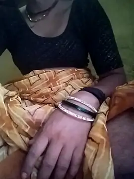 Snapshot of Gopika_Dudi chatting on October 5, 2025, 12:53 am Gopika Dudi online show from October 5, 2025, 12:53 am