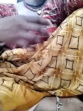 Snapshot of Gopika_Dudi chatting on October 7, 2025, 6:32 am Gopika Dudi online show from October 7, 2025, 6:32 am