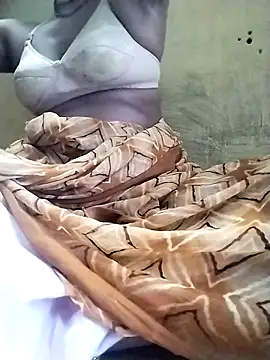 Snapshot of Gopika_Dudi chatting on October 12, 2025, 1:04 am Gopika Dudi online show from October 12, 2025, 1:04 am