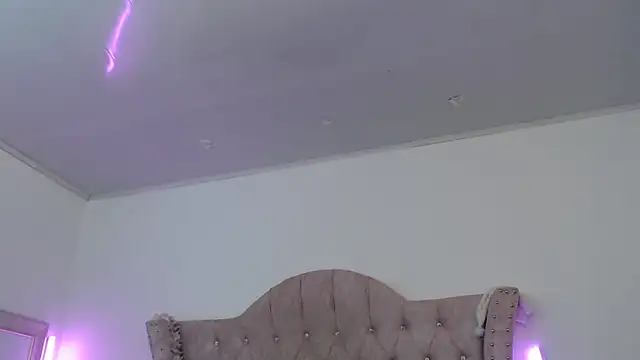 Snapshot of Jessica_Carter_01 chatting on October 25, 2025, 2:02 pm Jessica Carter 01 online show from October 25, 2025, 2:02 pm