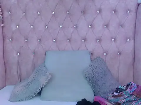 Jessica Carter 01 online show from November 6, 2025, 8:21 pm