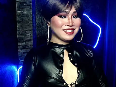 pretty lassy online show from September 19, 2025, 9:54 am