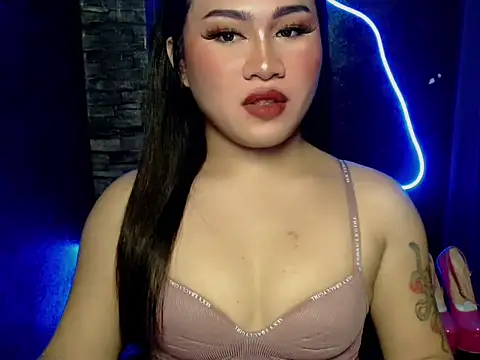 pretty lassy online show from October 14, 2025, 4:08 pm