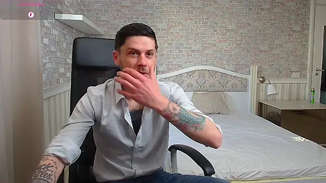 JonahShaw online show from May 4, 2026, 4:30 am