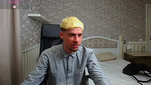 JonahShaw online show from May 10, 2026, 4:28 am