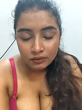 horny tenager online show from May 4, 2026, 5:31 pm