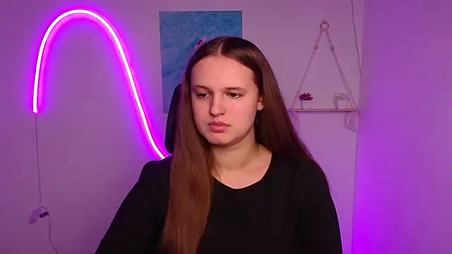 Snapshot of Aurora_White chatting on October 10, 2025, 12:15 pm Aurora White online show from October 10, 2025, 12:15 pm