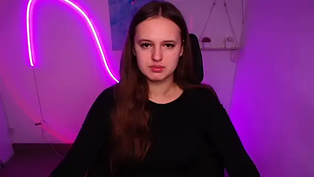 Snapshot of Aurora_White chatting on November 2, 2025, 6:27 am Aurora White online show from November 2, 2025, 6:27 am