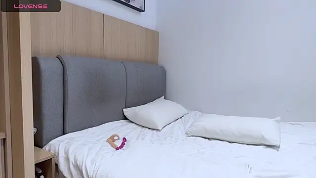 penny coco online show from December 16, 2025, 9:25 am