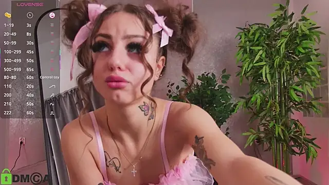 AnastasiaJune online show from November 3, 2025, 6:25 am