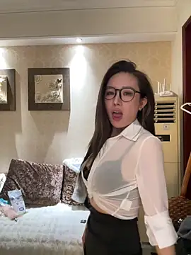 Manson13333 online show from November 14, 2025, 1:54 pm